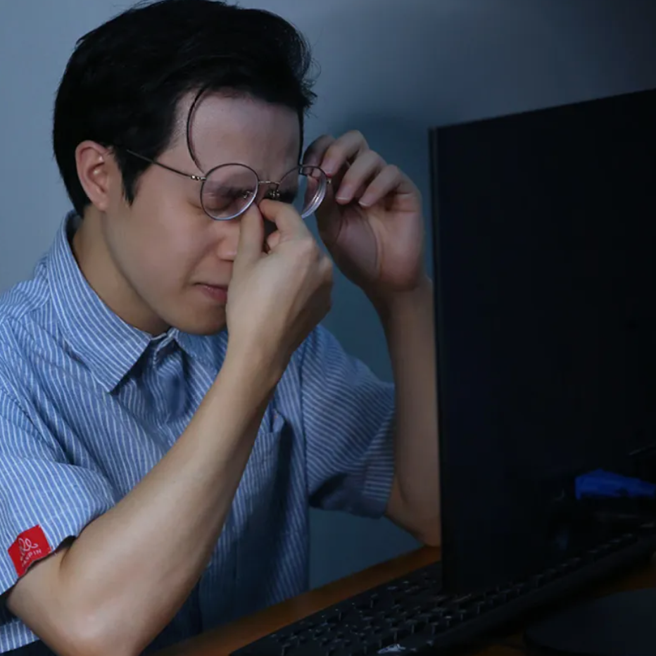 Screen Bar — Monitor Light Bar for Eye Strain | No-Glare, 3 Color Temperatures